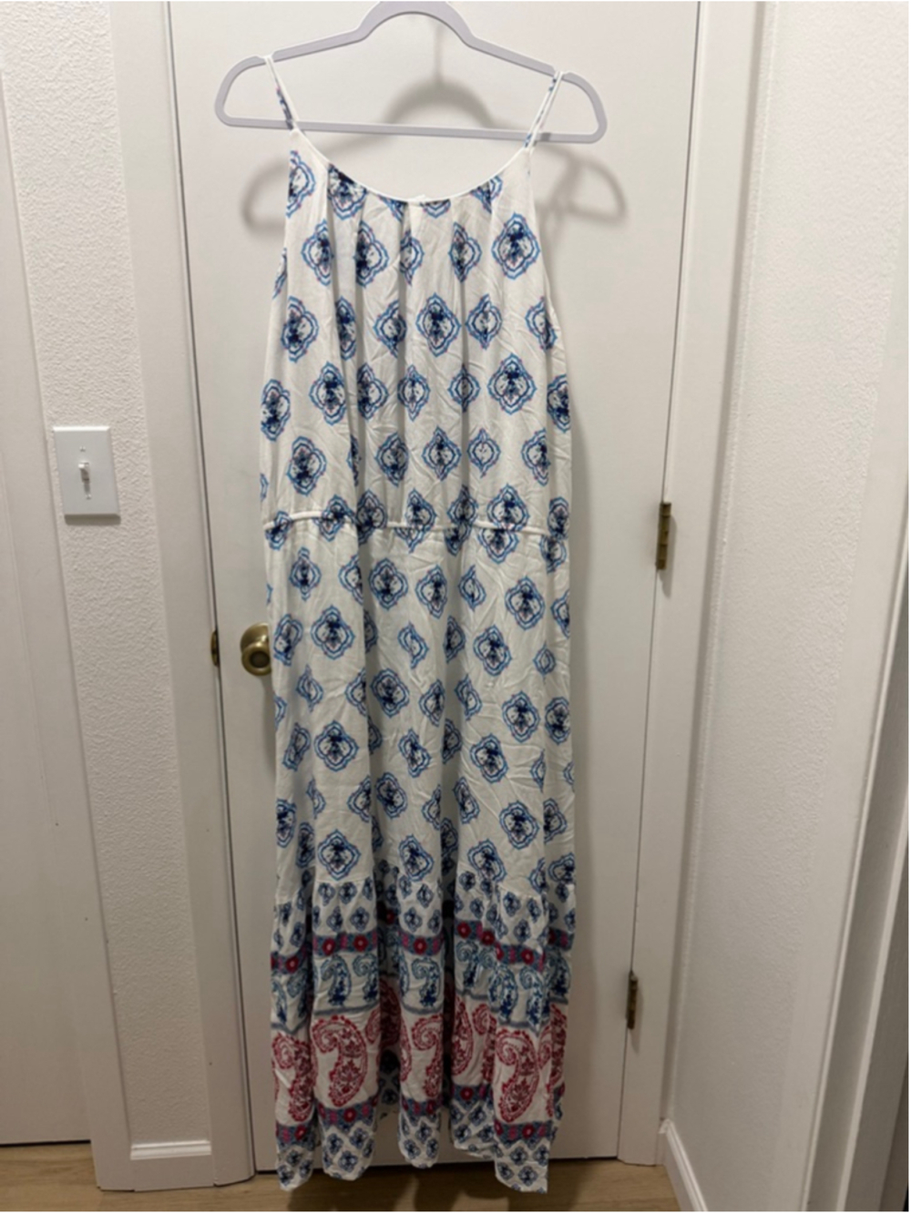 Maurices Maxi Dress Size 2 Boho Blue White Paisley Sleeveless Flowy Summer Beach - Picture 6 of 6